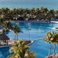 2BD Grand Bliss: Riviera Maya, Pool, Oceanview