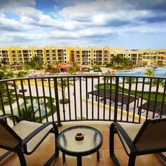 2BD Royal Haciendas: Ocean Views, Pool & Resort