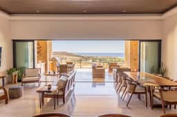Stylish 3-Bedroom Oceanfront PH w/ Golf Cart - Image 4