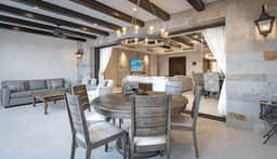 Luxury Villa in Cabo San Lucas at Quivira - Image 4