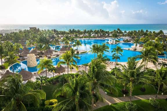 2BD Grand Luxxe - 40% flat off on Last Minute Booking - Image 1