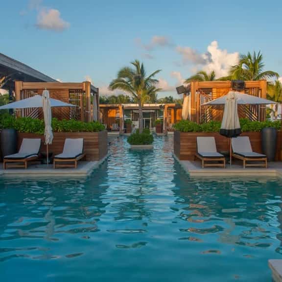 Grand Luxxe Villa - Ultra Luxurious Resort - Image 1