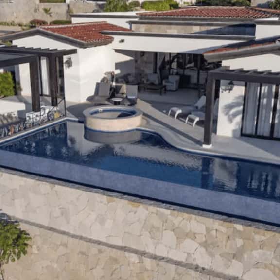 Luxury Villa in Cabo San Lucas at Quivira - Image 1