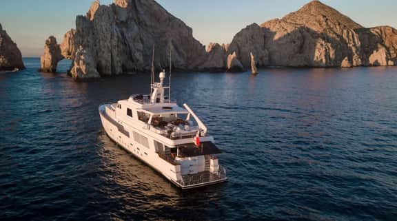 Luxury Yacht in La Paz - Imagen 3