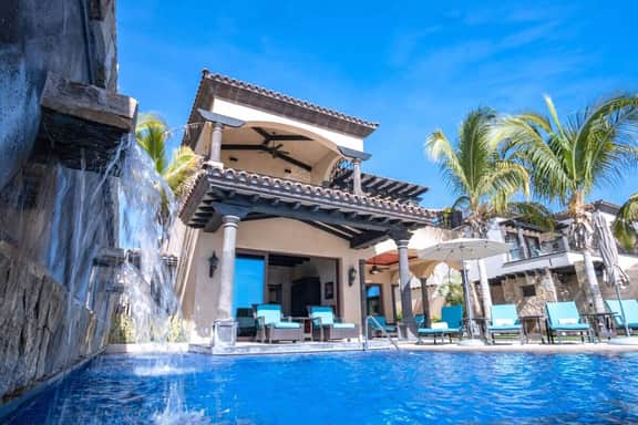 dream beachfront getaway in Novaispania - Imagen 2