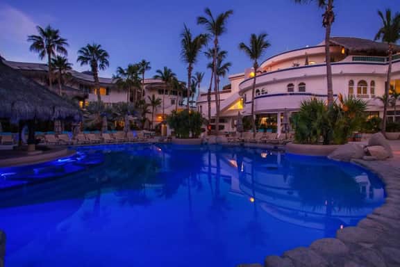 2BD Villa Club Cascadas: Ocean Views & Resort - Imagen 4