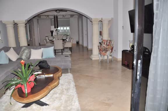 Casa Eagle's Nest, Conveniently Located Oceanview - Imagen 2
