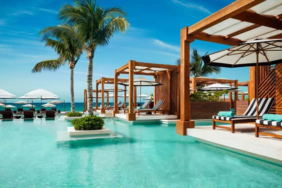 Grand Luxxe Villa - Ultra Luxurious Resort - Image 4