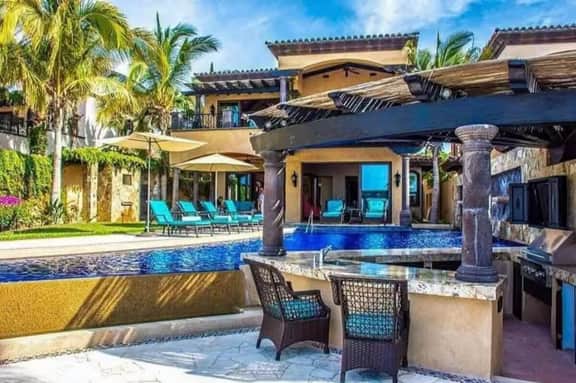 Novaispania Governor Beachfront Villa - Image 3