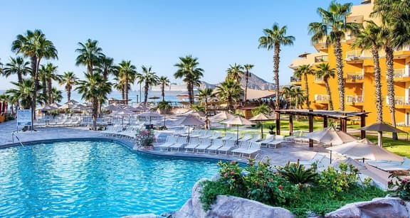 Villa Del Palmar Luxury Resort with Amenities - Image 1