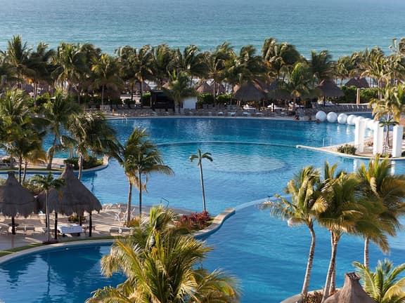 2BD Riviera Maya: Ocean View w/ Luxurious Resort - Image 1