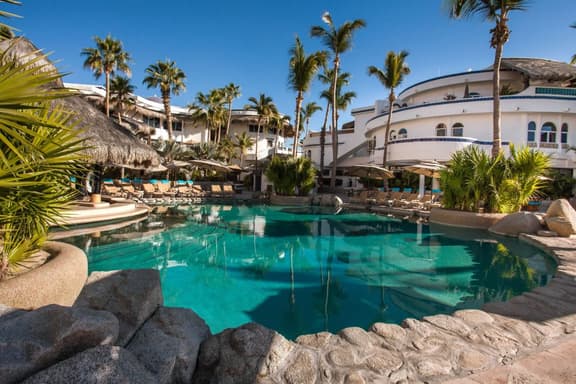 2BD Villa Club Cascadas: Ocean Views & Resort - Imagen 1