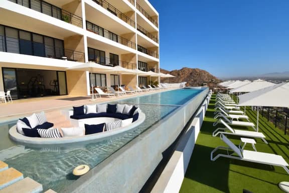 2BD Luxury apartment Heart of Cabo (Montemar 202) - Imagen 1