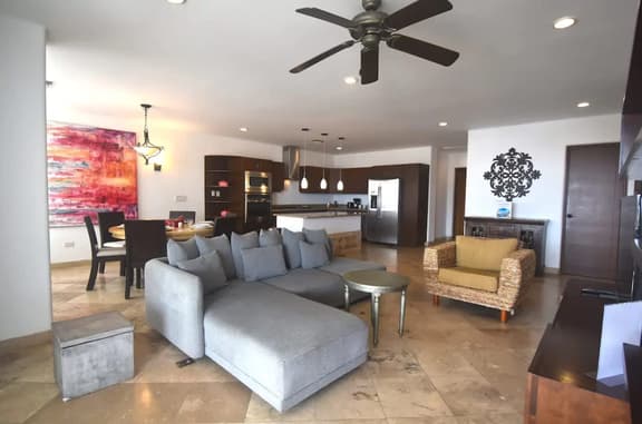 2BD Luxury Oceanview Condo with Private Pool - Imagen 1
