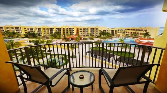 2BD Royal Haciendas: Ocean Views, Pool & Resort - Imagen 1