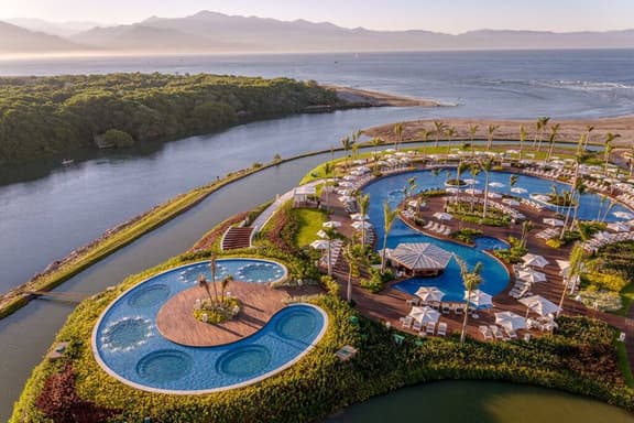 2BD Master Suite Grand Luxxe - Imagen 1